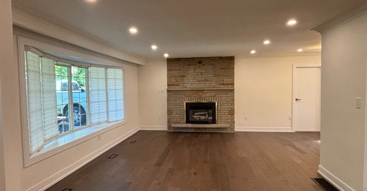 Main Floor-86 Hamilton Drive, Newmarket, ON, L3Y 3E8 - 11