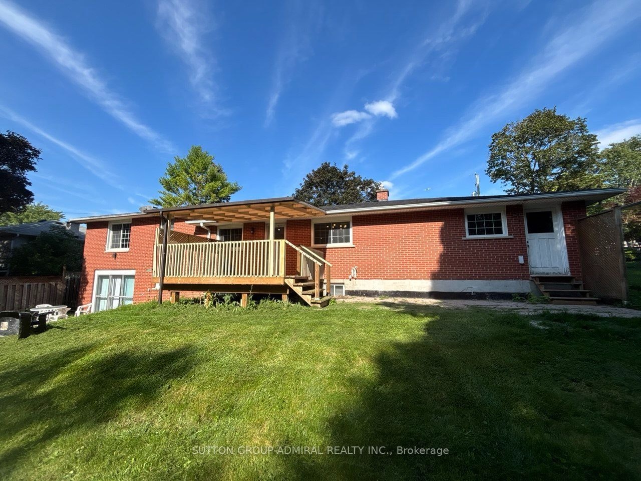 Main Floor-86 Hamilton Drive, Newmarket, ON, L3Y 3E8 - 29
