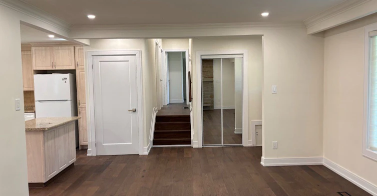 Main Floor-86 Hamilton Drive, Newmarket, ON, L3Y 3E8 - 7