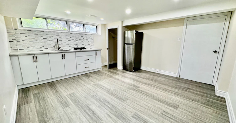 Basement-265 Browndale Crescent, Richmond Hill, ON, L4C 3H9 - 2