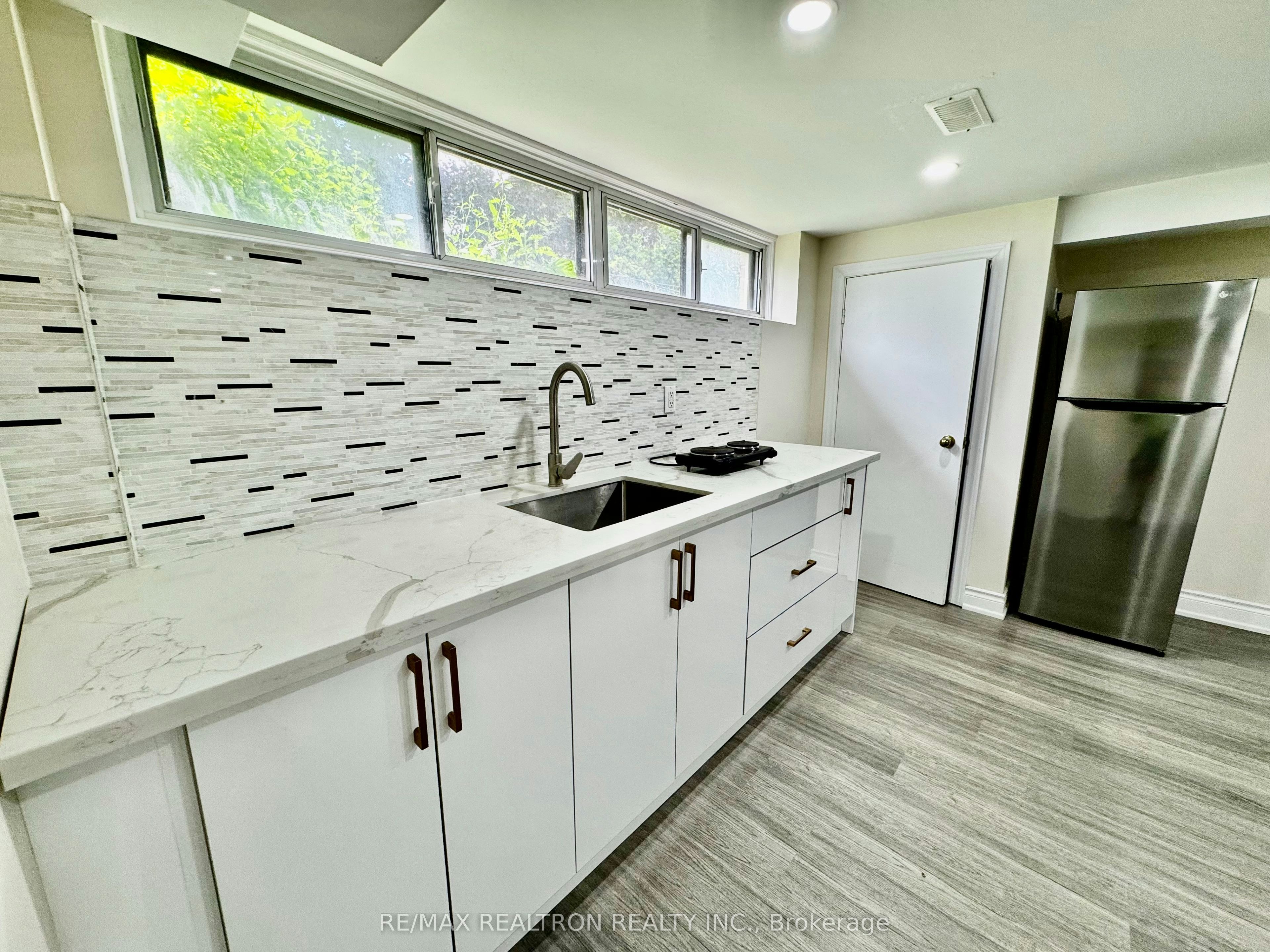 Basement-265 Browndale Crescent, Richmond Hill, ON, L4C 3H9 - 7