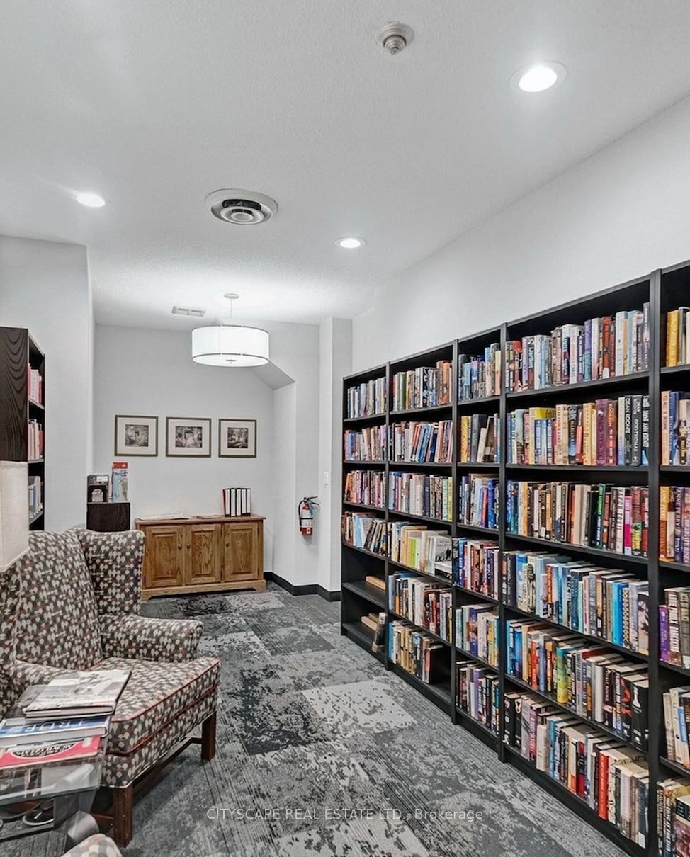 212-100 Observatory Lane, Richmond Hill, ON, L4C 1T4 - 18