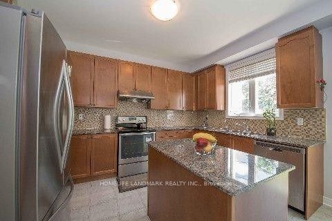 29 James Parrott Avenue, Markham, ON, L6E 0J9 - 7