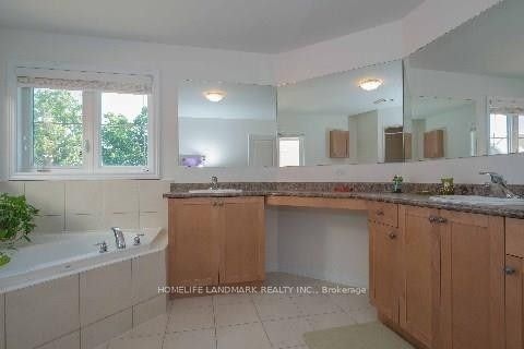 29 James Parrott Avenue, Markham, ON, L6E 0J9 - 14