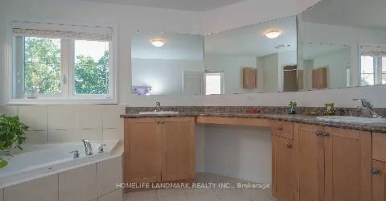 29 James Parrott Avenue, Markham, ON, L6E 0J9 - 14