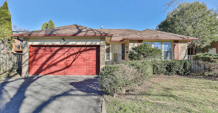 77 Briarwood Road, Markham, ON, L3R 2W8