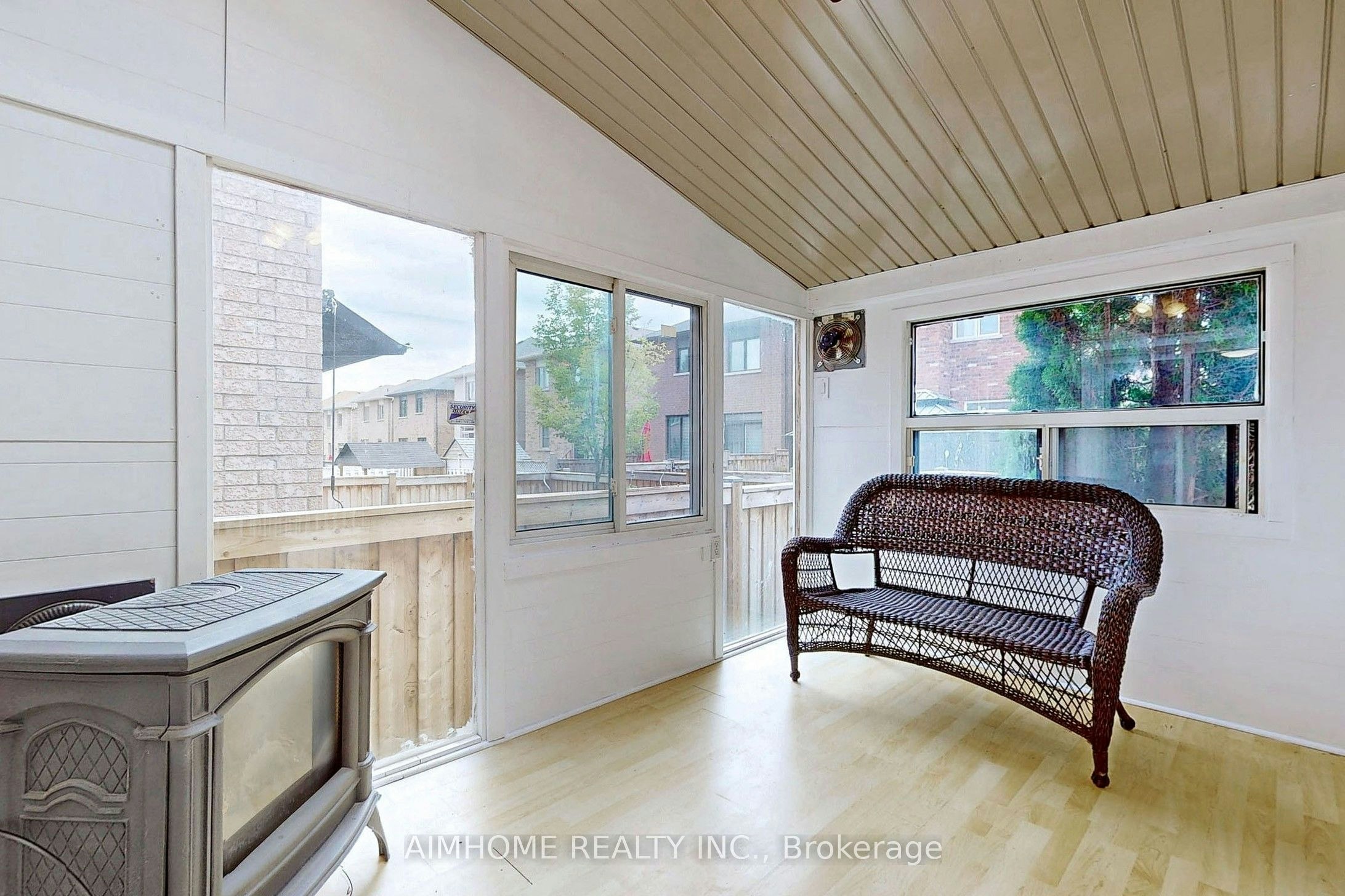 399 Flanagan Court, Newmarket, ON, L3X 2G1 - 11