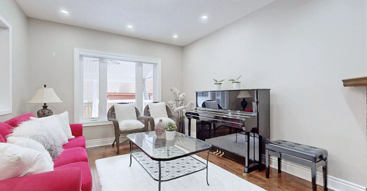 399 Flanagan Court, Newmarket, ON, L3X 2G1 - 3