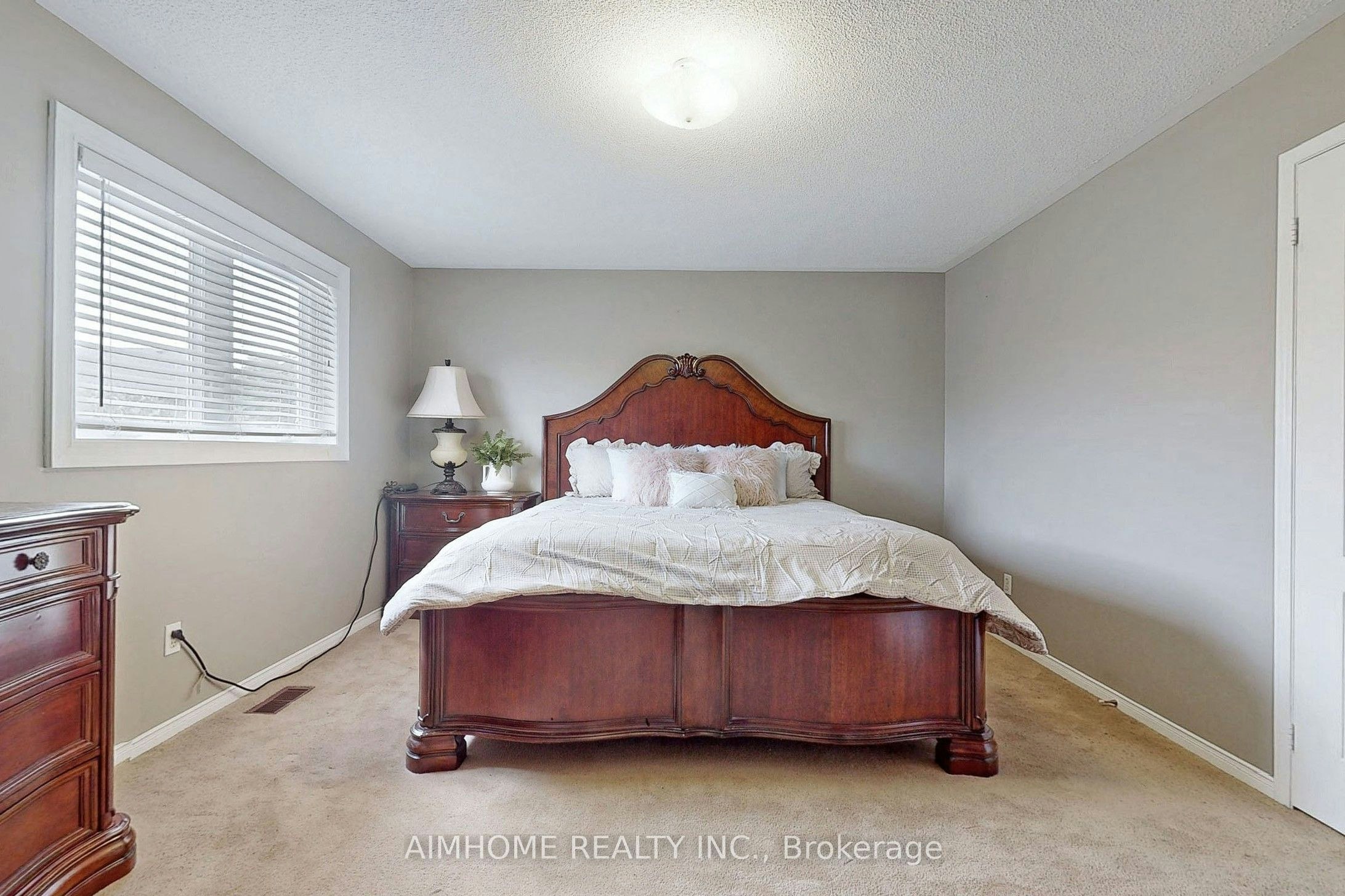 399 Flanagan Court, Newmarket, ON, L3X 2G1 - 17