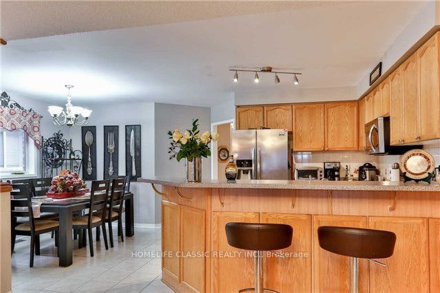 34 Casabel Drive, Vaughan, ON, L6A 3M4 - 5