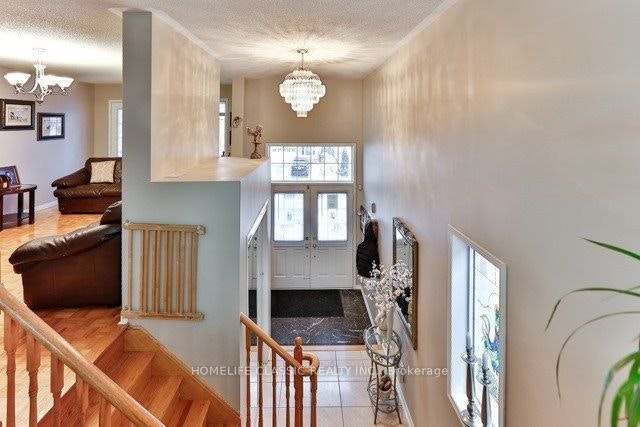 34 Casabel Drive, Vaughan, ON, L6A 3M4 - 2