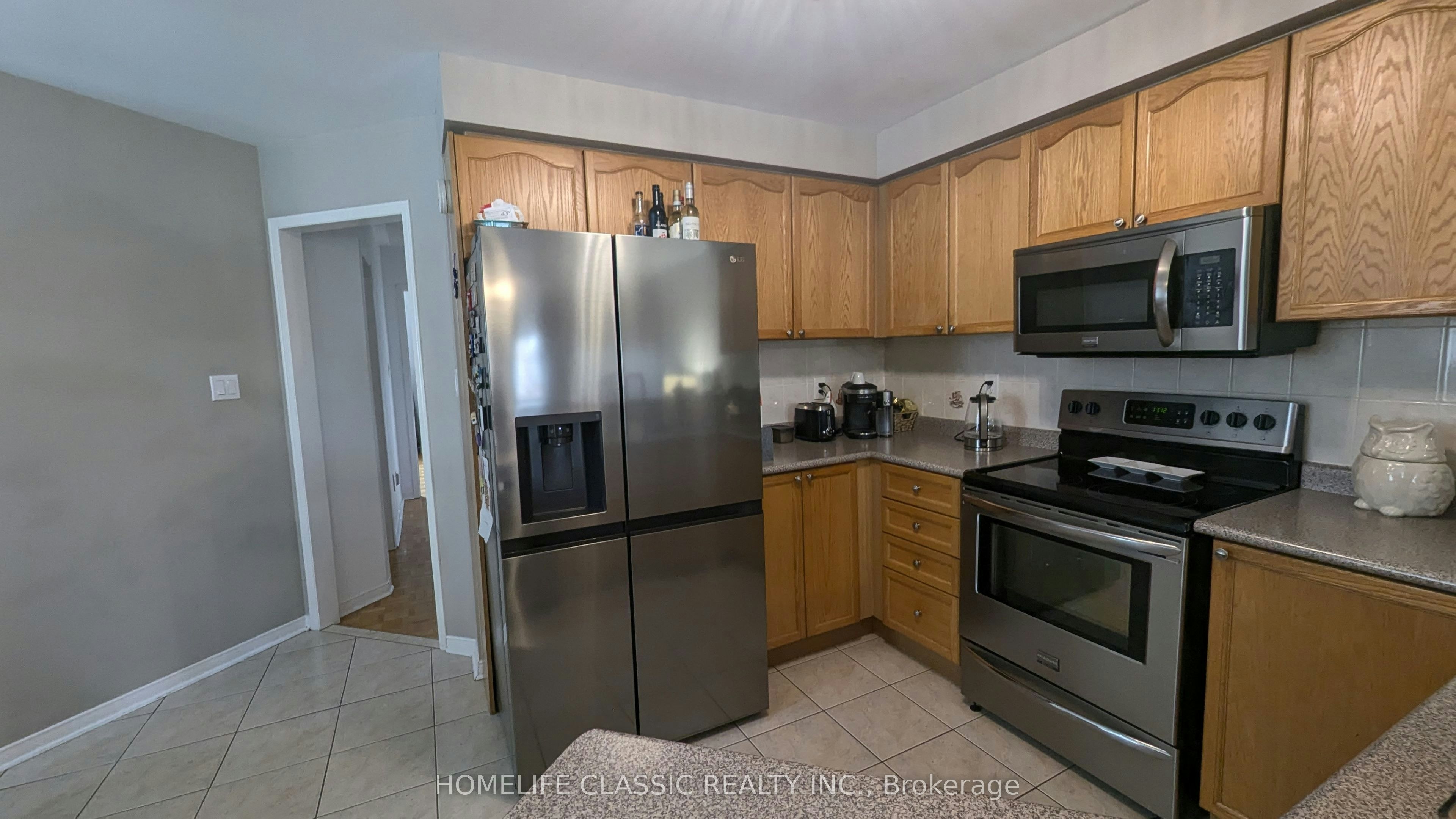 34A Casabel Drive, Vaughan, ON, L6A 3M4 - 7