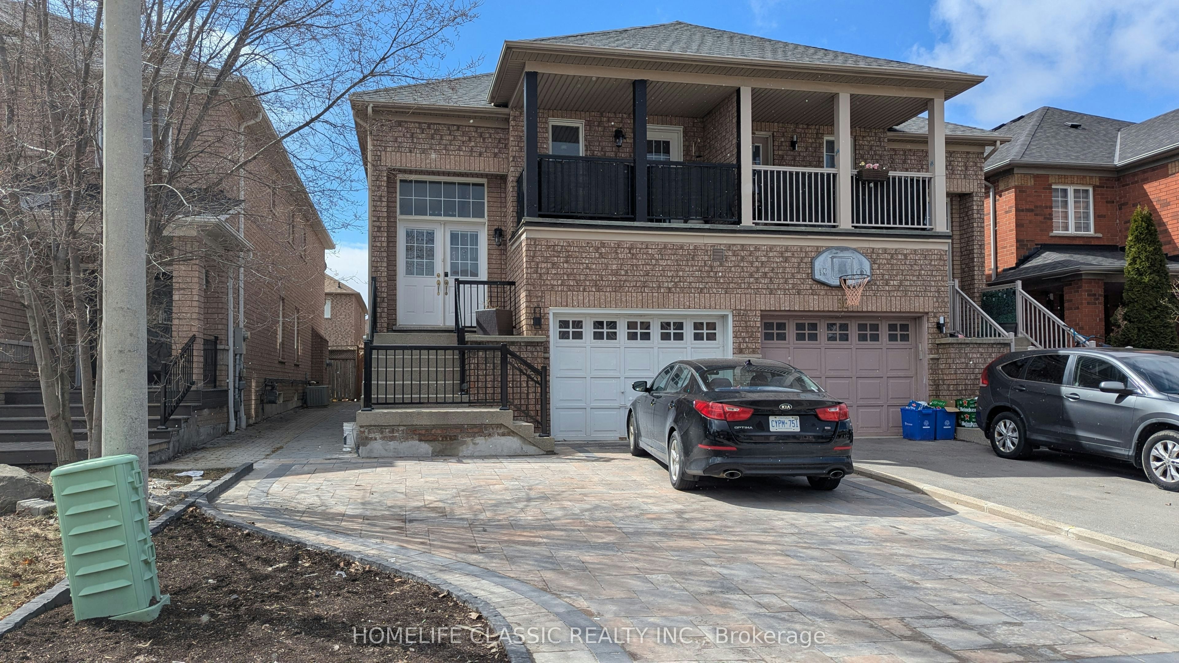 34A Casabel Drive, Vaughan, ON, L6A 3M4