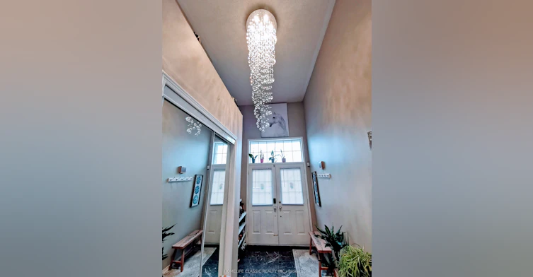 34A Casabel Drive, Vaughan, ON, L6A 3M4 - 2
