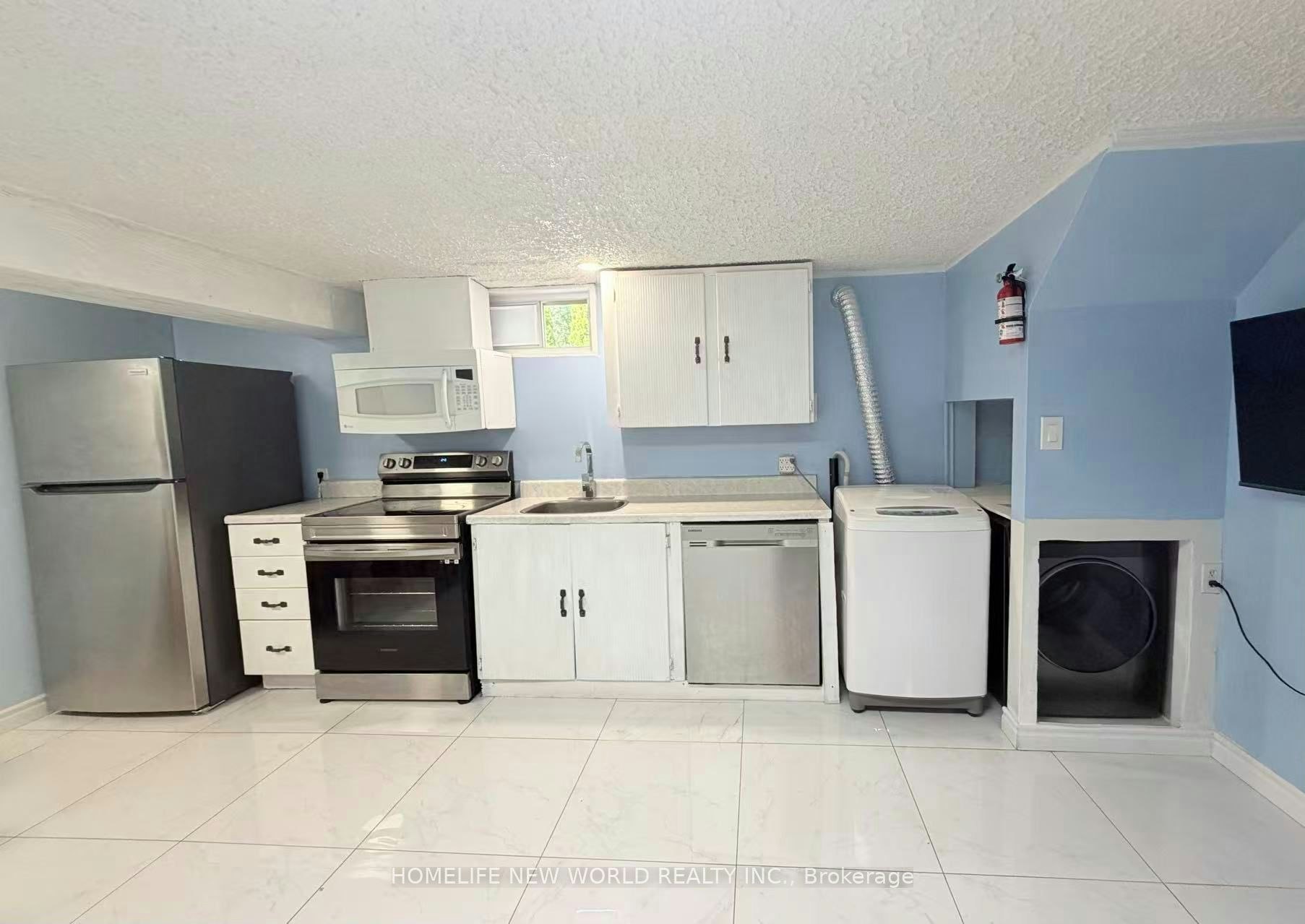 Bsmt Unit 1-385 Marybay Crescent, Richmond Hill, ON, L4C 2X5 - 8