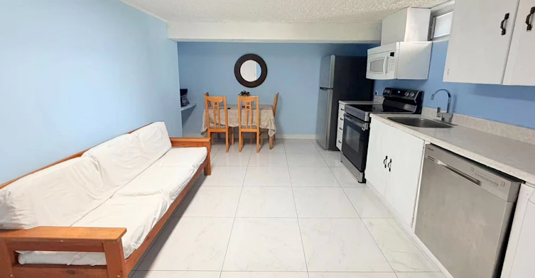 Bsmt Unit 1-385 Marybay Crescent, Richmond Hill, ON, L4C 2X5 - 5
