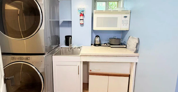 Bsmt Unit 2-385 Marybay Crescent, Richmond Hill, ON, L4C 2X5 - 4