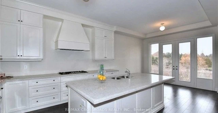 776 Harry Douglas Street, Newmarket, ON, L3X 0J8 - 7
