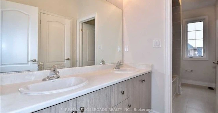 776 Harry Douglas Street, Newmarket, ON, L3X 0J8 - 19