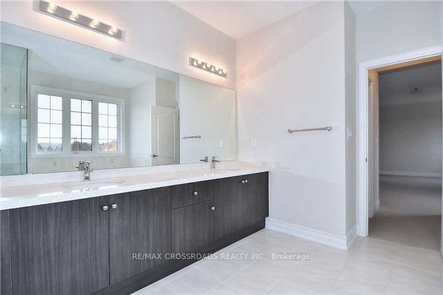 776 Harry Douglas Street, Newmarket, ON, L3X 0J8 - 16