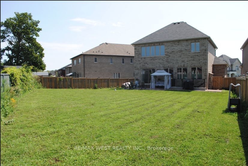 1807 Emberton Way, Innisfil, ON, L9S 0N4 - 2