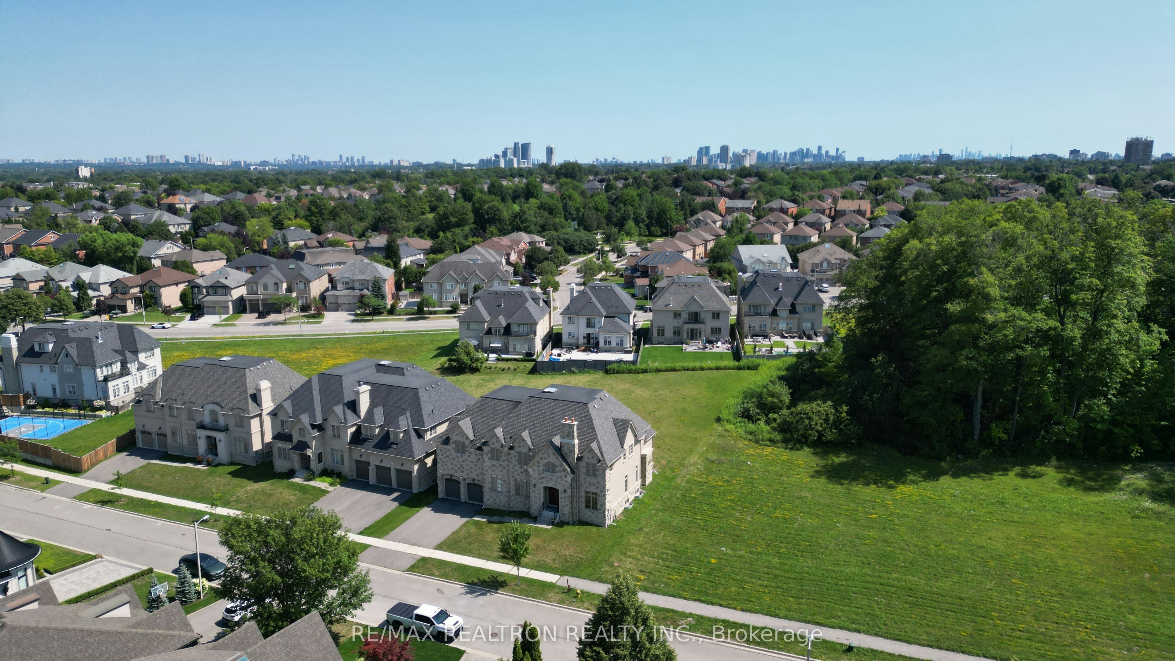 58 Wigston Place, Vaughan, ON, L4J 8C6 - 2