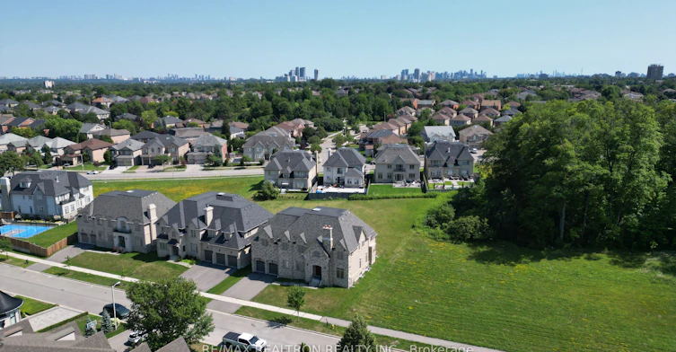 58 Wigston Place, Vaughan, ON, L4J 8C6 - 2