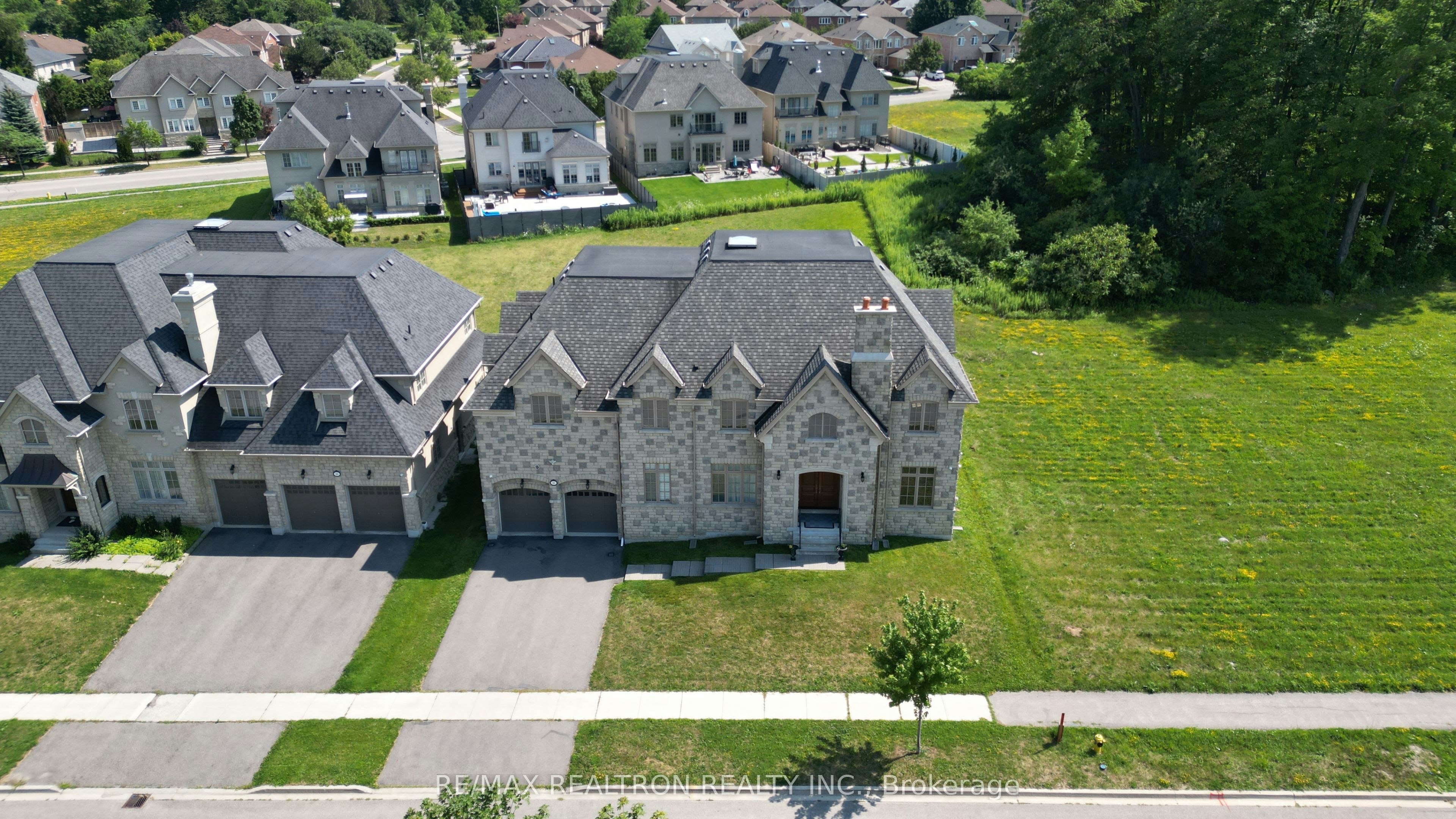 58 Wigston Place, Vaughan, ON, L4J 8C6