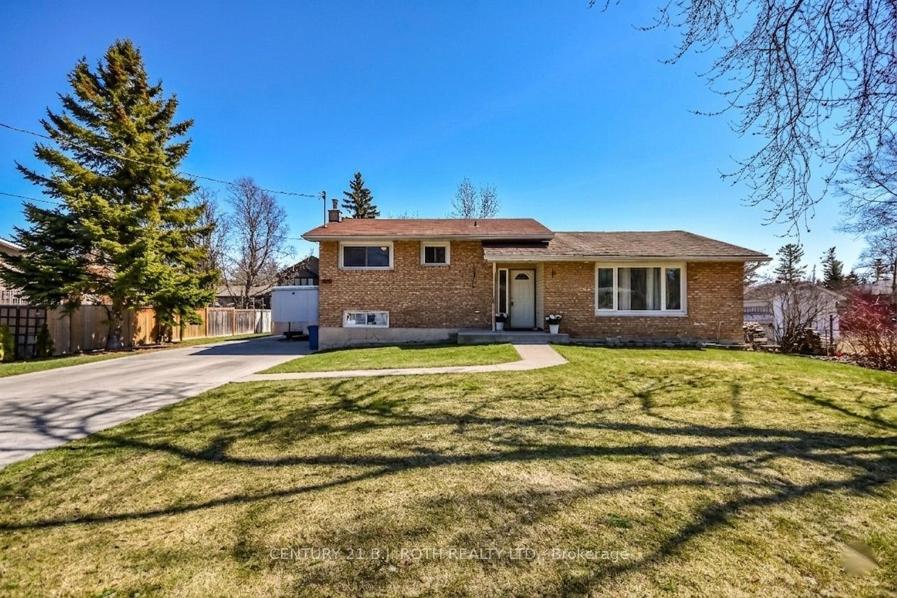 3039 Poplar Road, Innisfil, ON, L9S 2J9