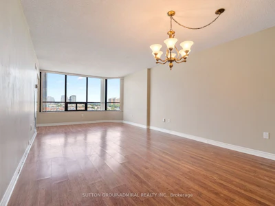 1012-7420 Bathurst Street - 4