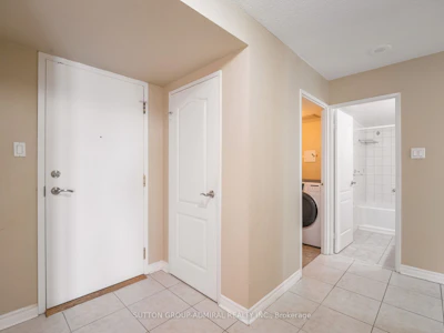 1012-7420 Bathurst Street - 2