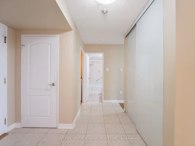 1012-7420 Bathurst Street - 3