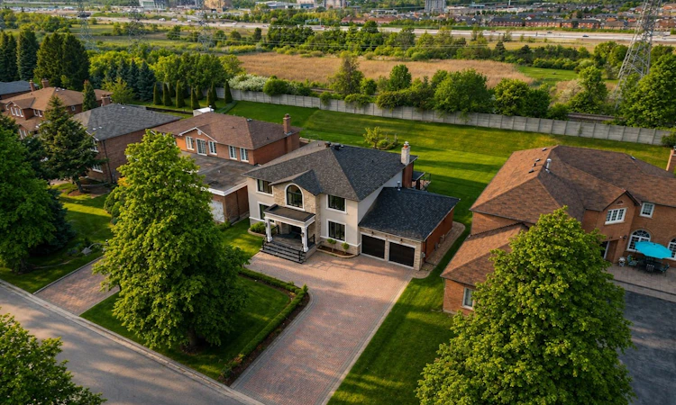 38 Beckenridge Drive