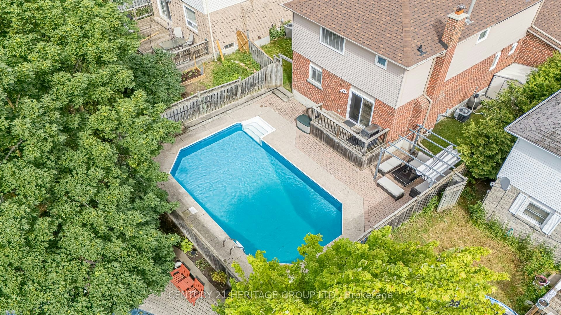 222 Forsyth Road, Newmarket, ON, L3Y 7Y9