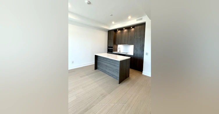 302-397 Royal Orchard Boulevard, Markham, ON, L3T 0H3 - 3