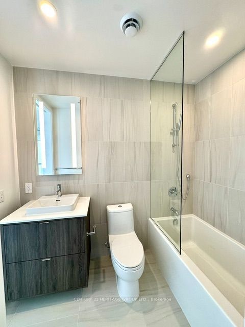 302-397 Royal Orchard Boulevard, Markham, ON, L3T 0H3 - 8
