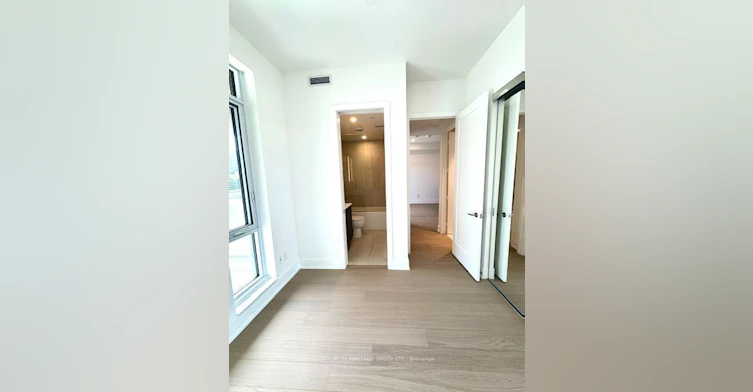 302-397 Royal Orchard Boulevard, Markham, ON, L3T 0H3 - 6