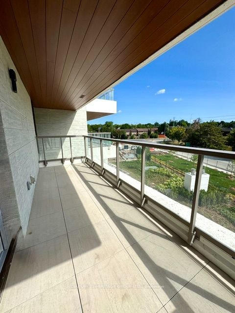 302-397 Royal Orchard Boulevard, Markham, ON, L3T 0H3 - 10