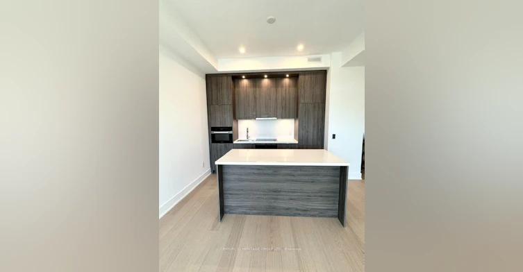 302-397 Royal Orchard Boulevard, Markham, ON, L3T 0H3 - 2