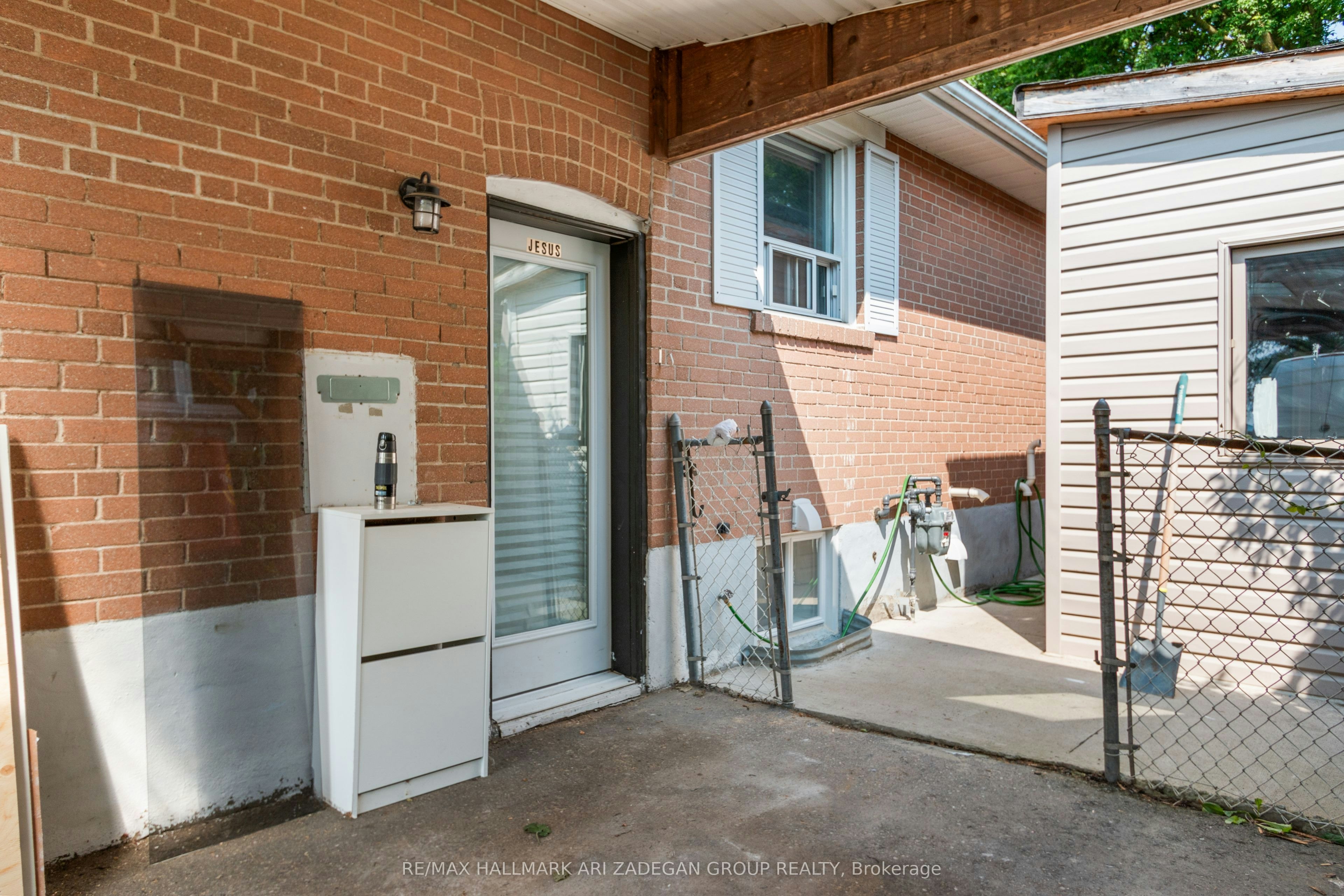 LF-149 Septonne Avenue, Newmarket, ON, L3Y 2W4 - 16