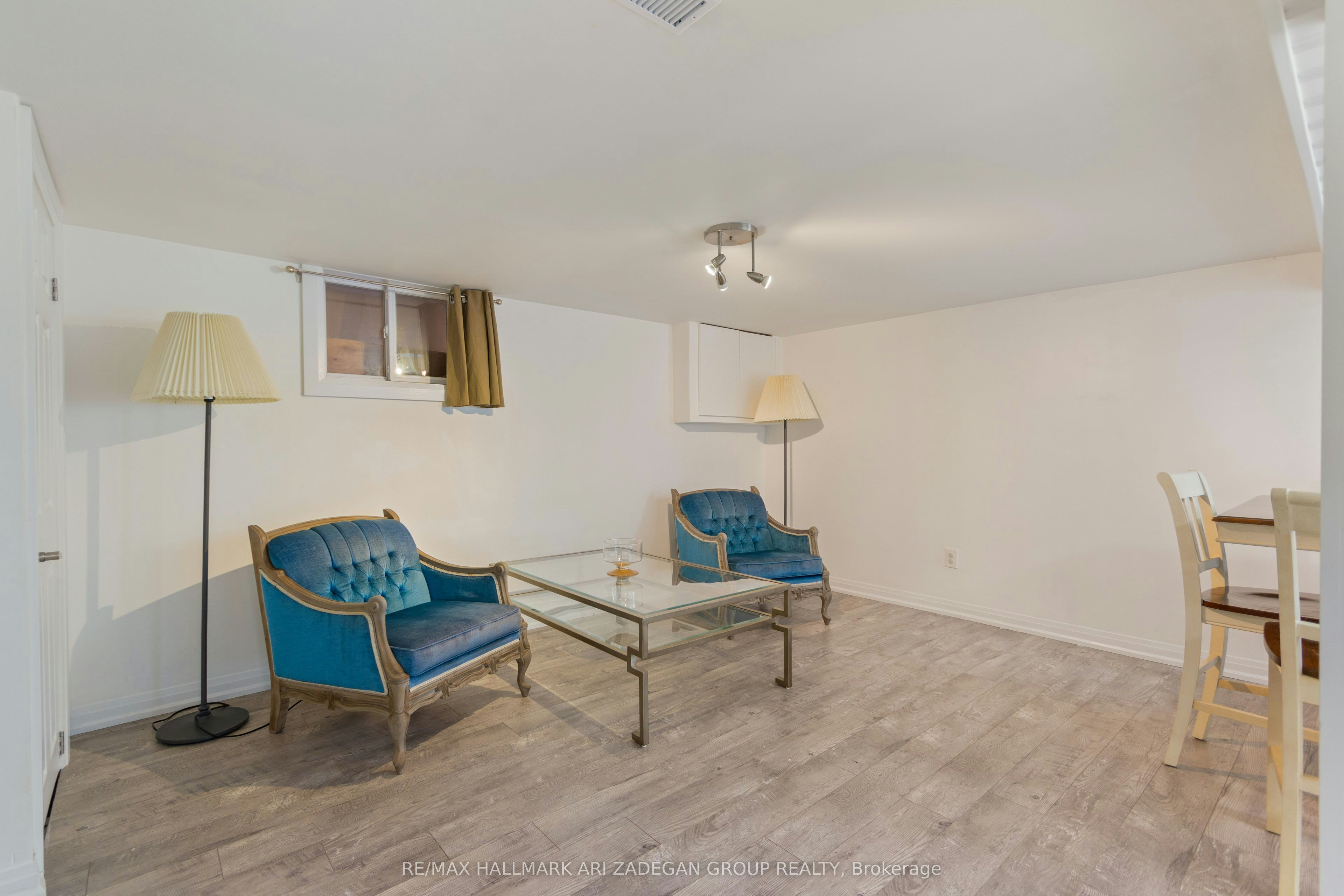 LF-149 Septonne Avenue, Newmarket, ON, L3Y 2W4 - 13