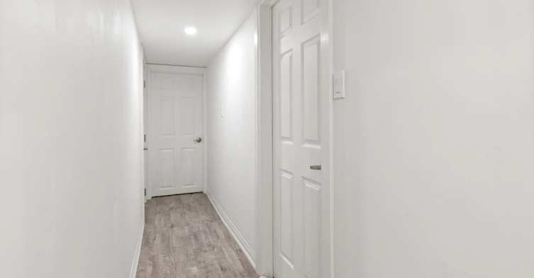 LF-149 Septonne Avenue, Newmarket, ON, L3Y 2W4 - 3