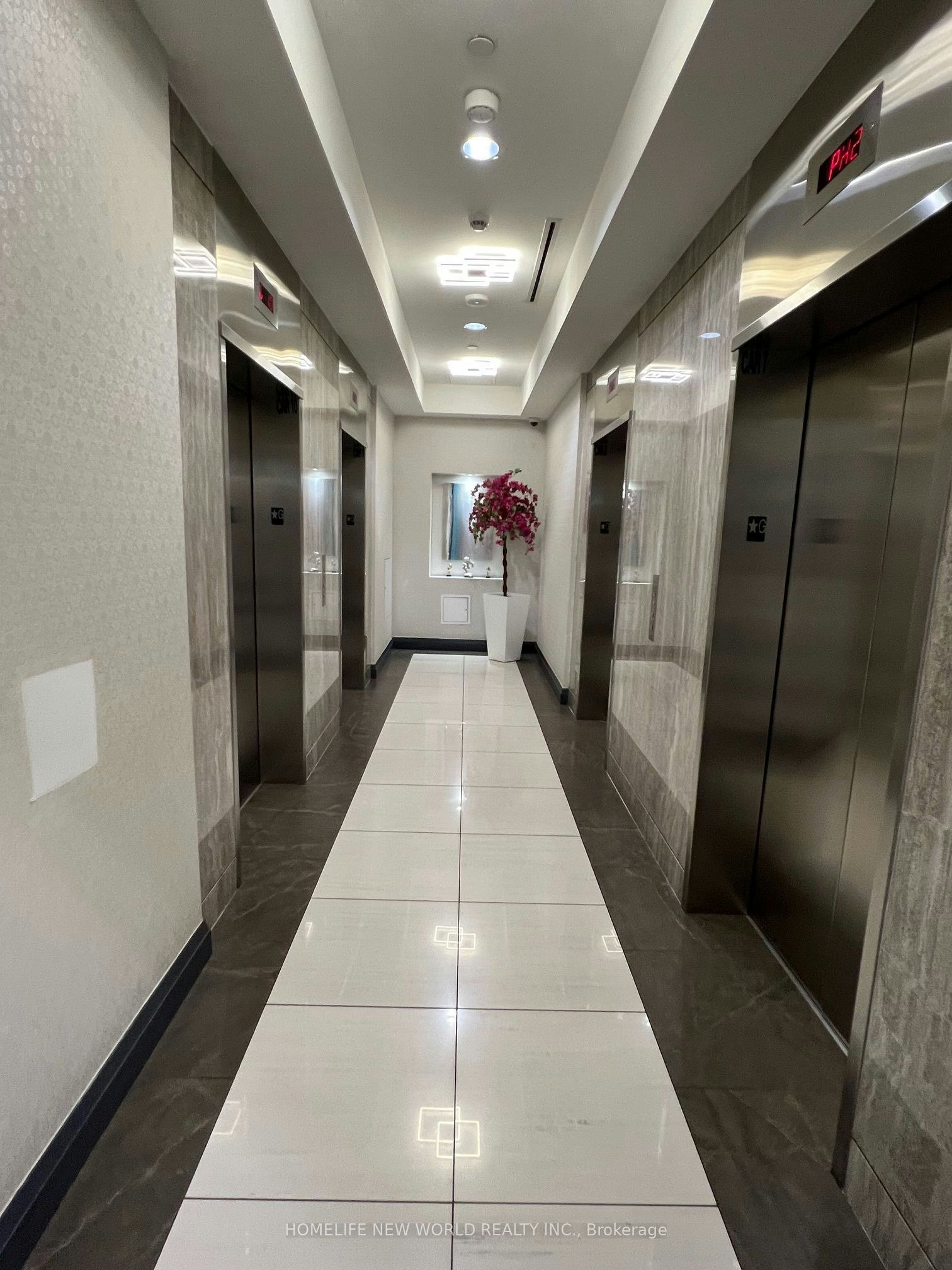 2335-7161 Yonge Street, Vaughan, ON, L3T 0C8 - 7