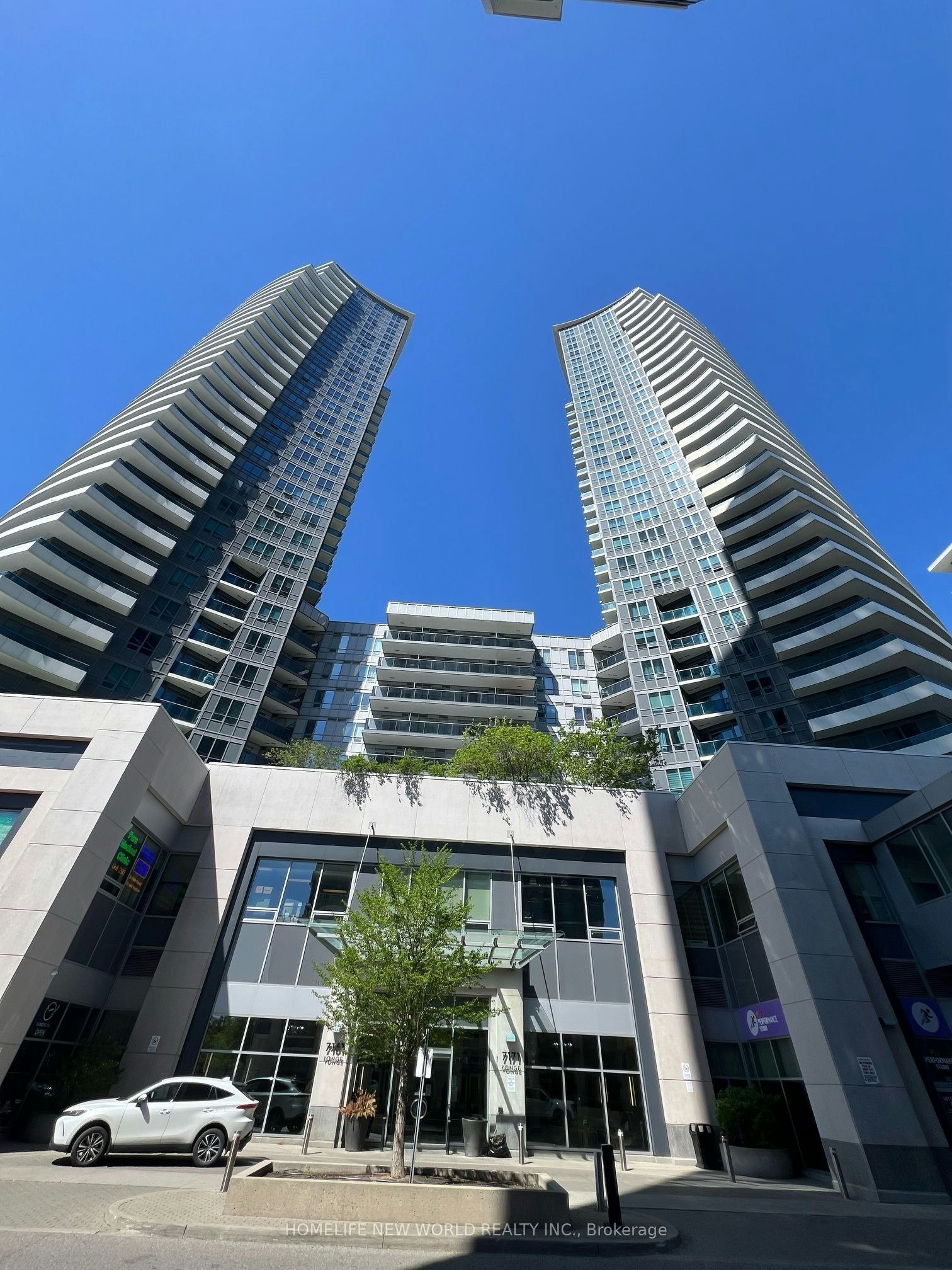 2335-7161 Yonge Street, Vaughan, ON, L3T 0C8