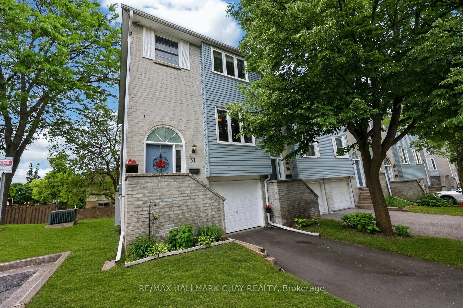 31 Harmony Circle, Bradford West Gwillimbury, ON, L3Z 2T8