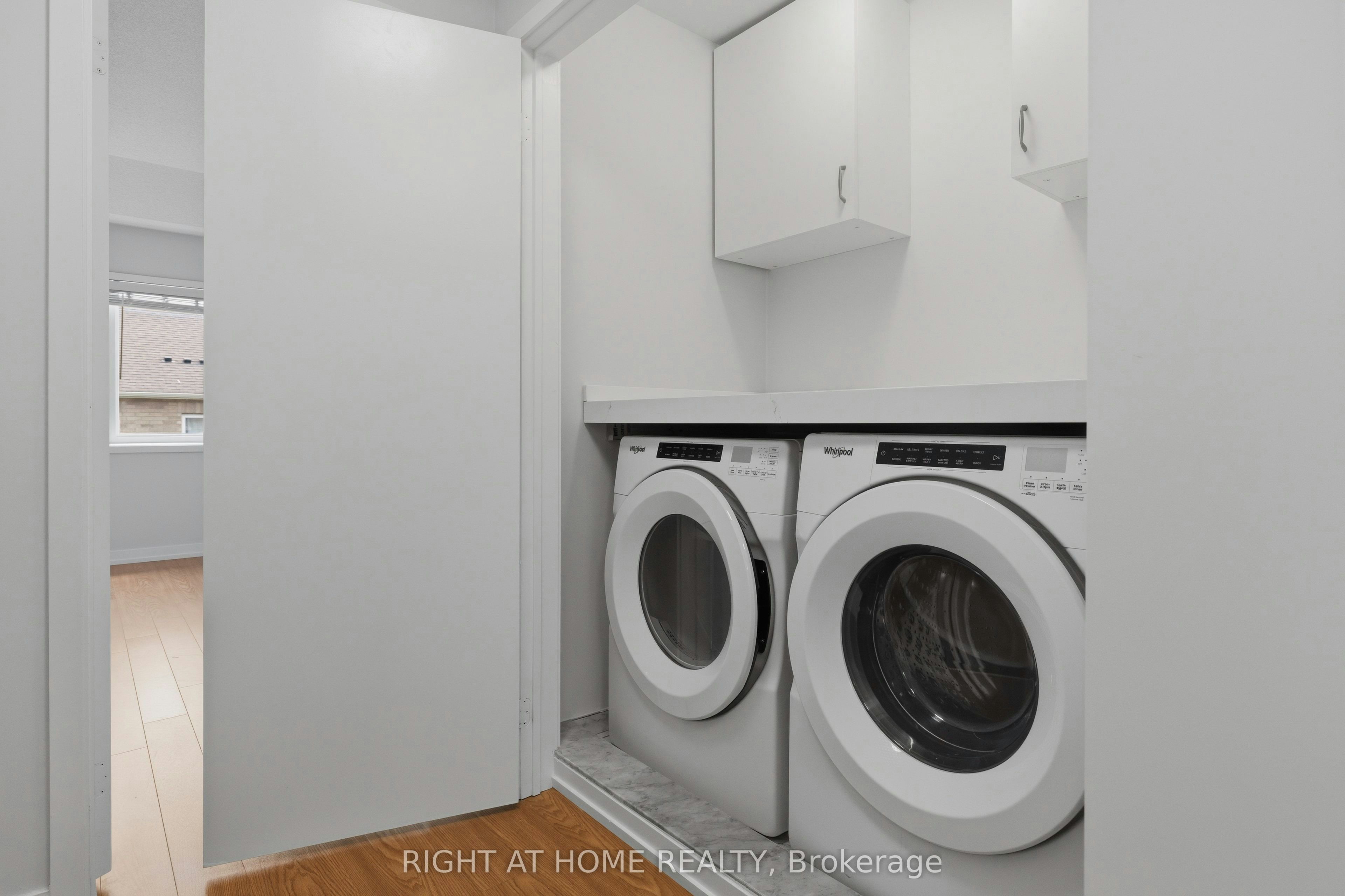 206 Harding Park Street, Newmarket, ON, L3Y 0E3 - 30