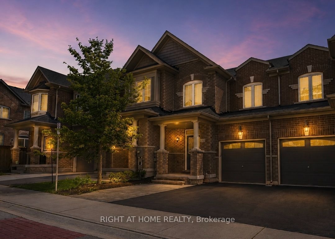 206 Harding Park Street, Newmarket, ON, L3Y 0E3 - 34