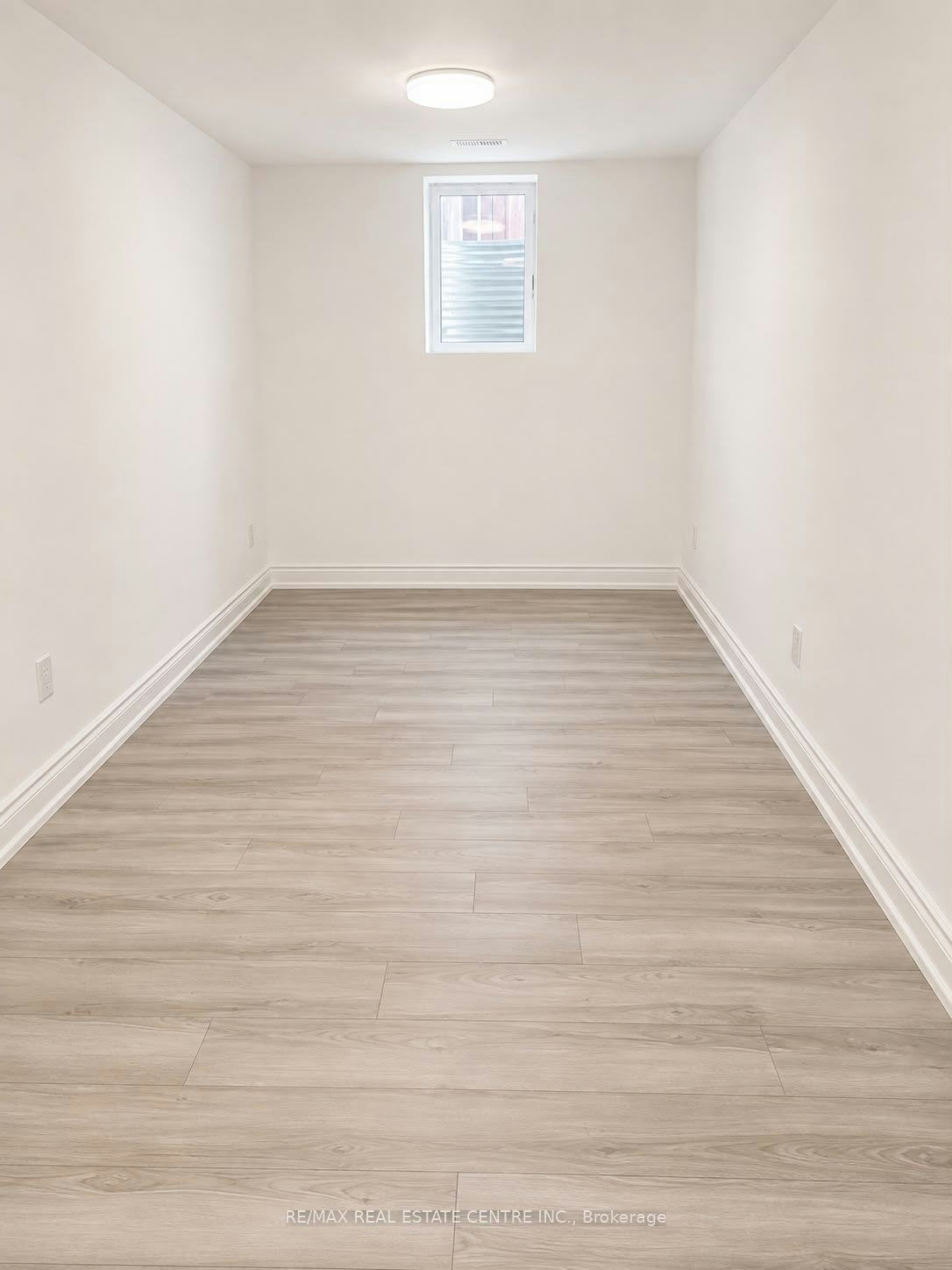 Lower-10 Virtue Crescent, Vaughan, ON, L4H 4C3 - 9