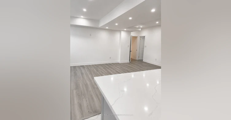 Lower-10 Virtue Crescent, Vaughan, ON, L4H 4C3 - 11