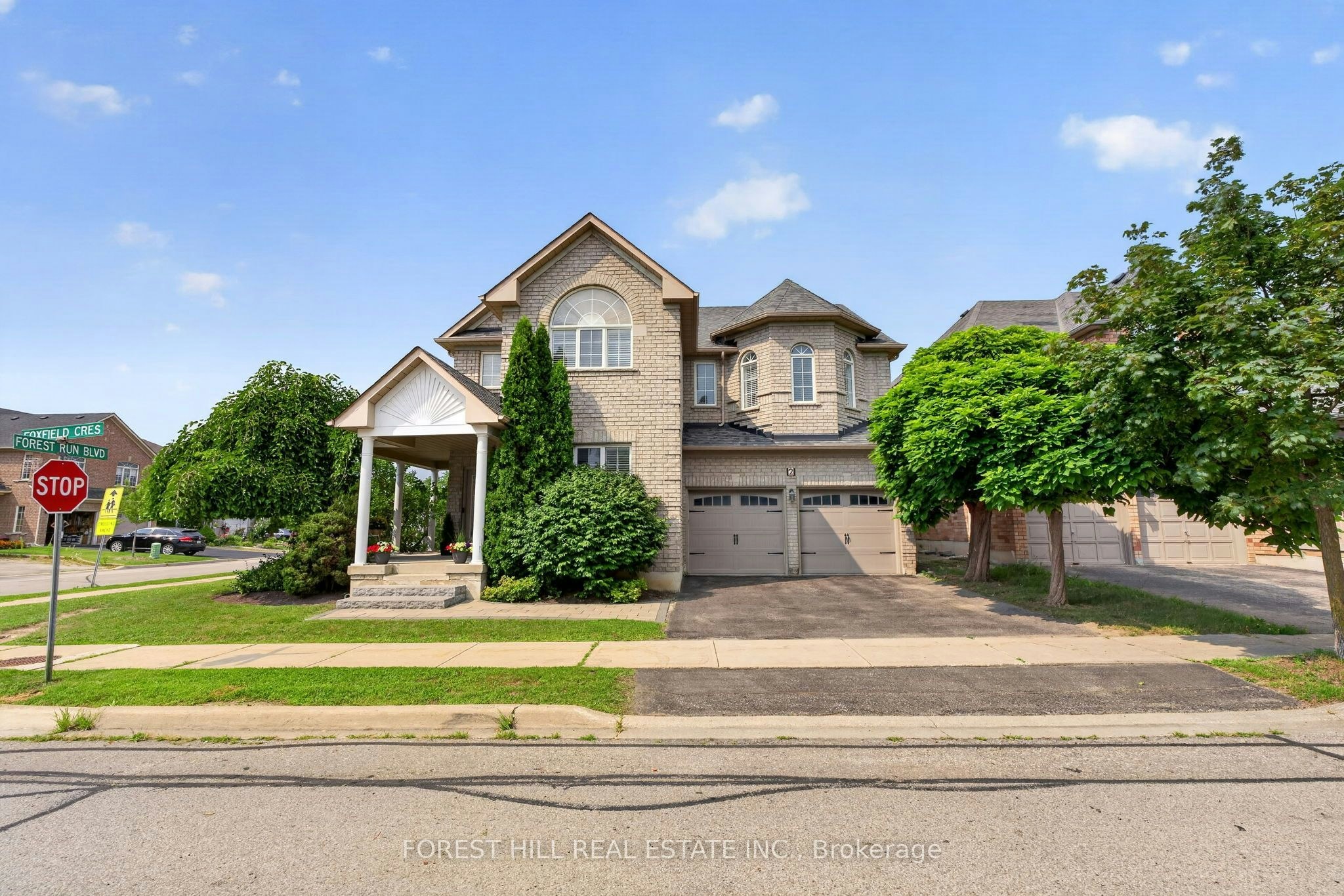 2 Foxfield Crescent, Vaughan, ON, L4K 5G2